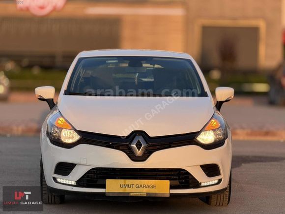UMUT GARAGE'DEN DEĞİŞENSİZ 4.5 PARÇA BOYALI CLIO