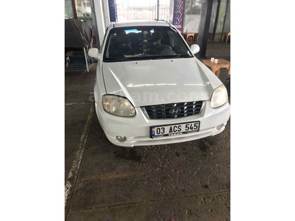 Sahibinden Hyundai Accent 1.3 GL Active 2005 Model  310.000 km Beyaz