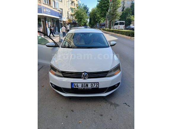 Sahibinden Volkswagen Jetta 1.6 TDi Comfortline 2014 Model