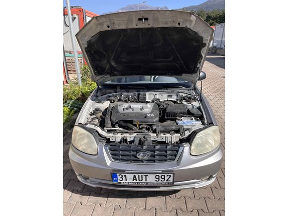 Sahibinden Hyundai Accent 1.5 CRDi Admire 2006 Model  Gri
