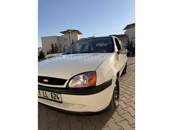 Sahibinden Ford Fiesta 1.25 Flair 2001 Model 