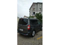 Sahibinden Ford Tourneo Courier 1.6 TDCi Titanium 2015 Model Bursa 168.000 km Gri