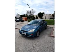 Sahibinden Ford Focus 1.6 Ambiente 2000 Model  302.000 km Mavi (metalik)