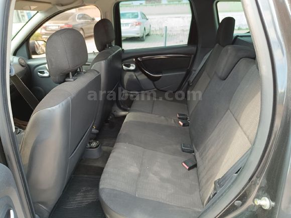 Sahibinden Dacia Duster 1.5 dCi Laureate 2011 Model  264.000 km Siyah