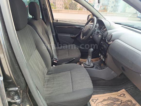 Sahibinden Dacia Duster 1.5 dCi Laureate 2011 Model  264.000 km Siyah