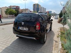 Sahibinden Dacia Duster 1.5 dCi Laureate 2011 Model  264.000 km Siyah