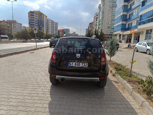 Sahibinden Dacia Duster 1.5 dCi Laureate 2011 Model  264.000 km Siyah