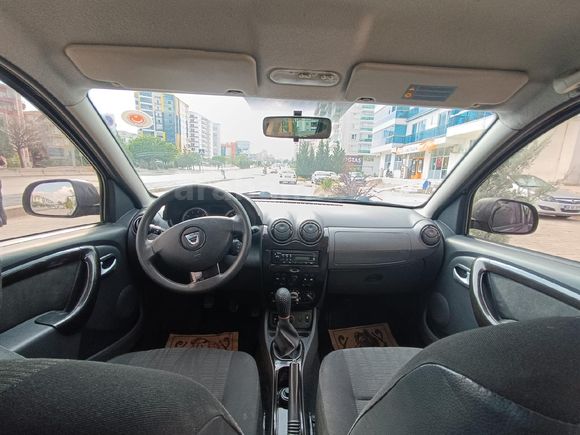 Sahibinden Dacia Duster 1.5 dCi Laureate 2011 Model  264.000 km Siyah