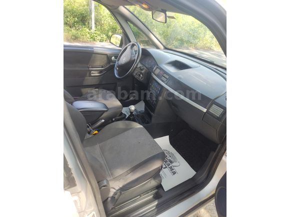 Opel Meriva 1.3 CDTI Essentia 2006 Model