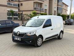 SAHİBİNDEN ORJİNAL DEĞİŞENSİZ 2023 ÇIKIŞLI RENAULT EXPRESS 1.5BlueDci