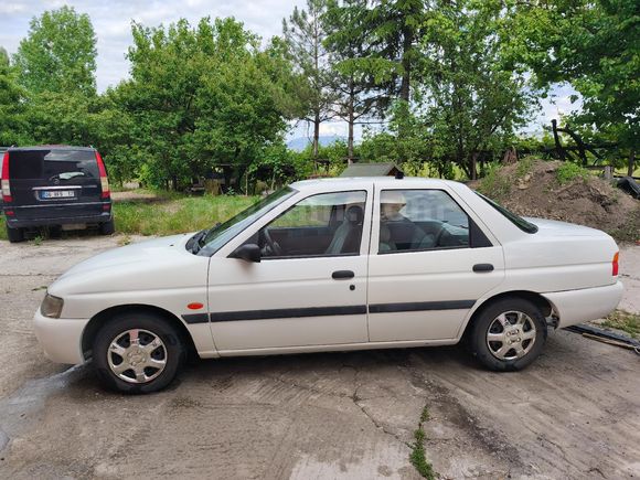 Sahibinden Ford Escort 1.6 CL 1998 Model