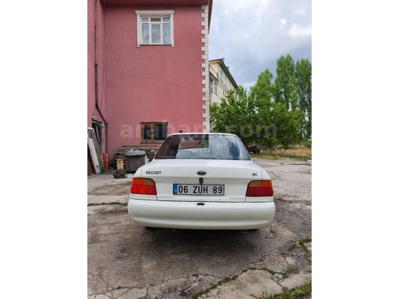 Sahibinden Ford Escort 1.6 CL 1998 Model