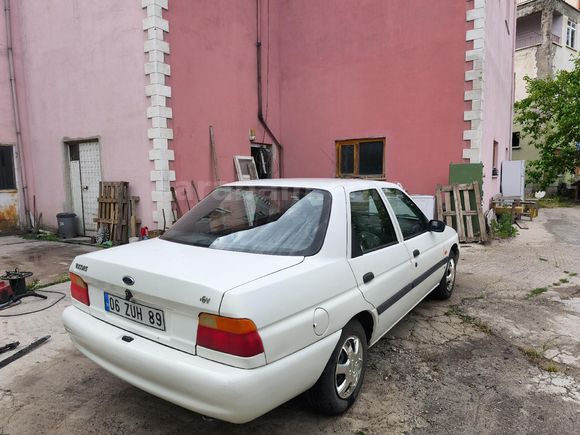 Sahibinden Ford Escort 1.6 CL 1998 Model