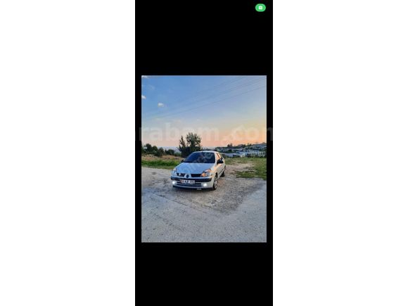 Sahibinden Renault Clio 1.4 Alize 2004 Model  225.000 km Gri