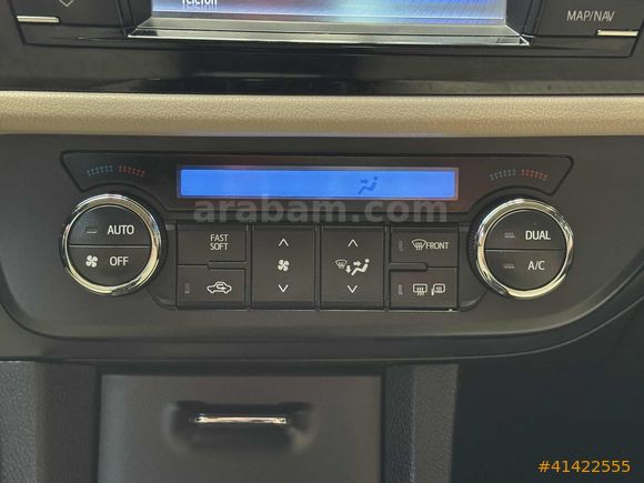 ASLAN MOTORS'DAN TERTEMİZ BAKIMLI AİLE ARACI