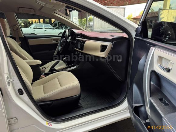 ASLAN MOTORS'DAN TERTEMİZ BAKIMLI AİLE ARACI