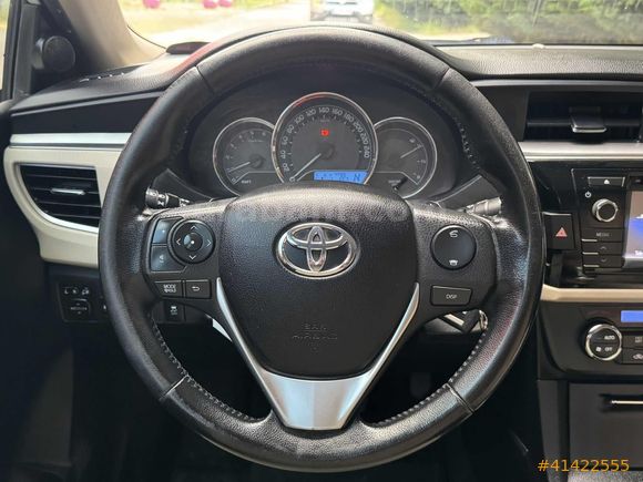 ASLAN MOTORS'DAN TERTEMİZ BAKIMLI AİLE ARACI