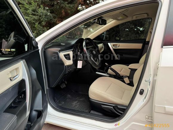ASLAN MOTORS'DAN TERTEMİZ BAKIMLI AİLE ARACI