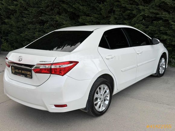 ASLAN MOTORS'DAN TERTEMİZ BAKIMLI AİLE ARACI