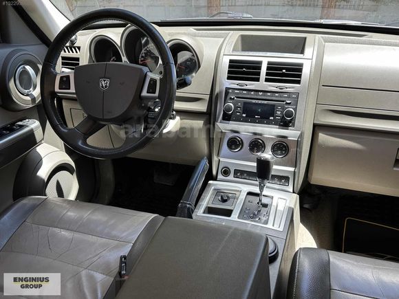 ENGİNİUS GROUP 2010 DODGE NİTRO HATASIZ 4X4