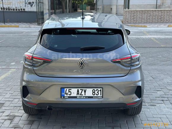 //2025/CLİO/EVOLUTİON/1.0TCE/XTRONİC//