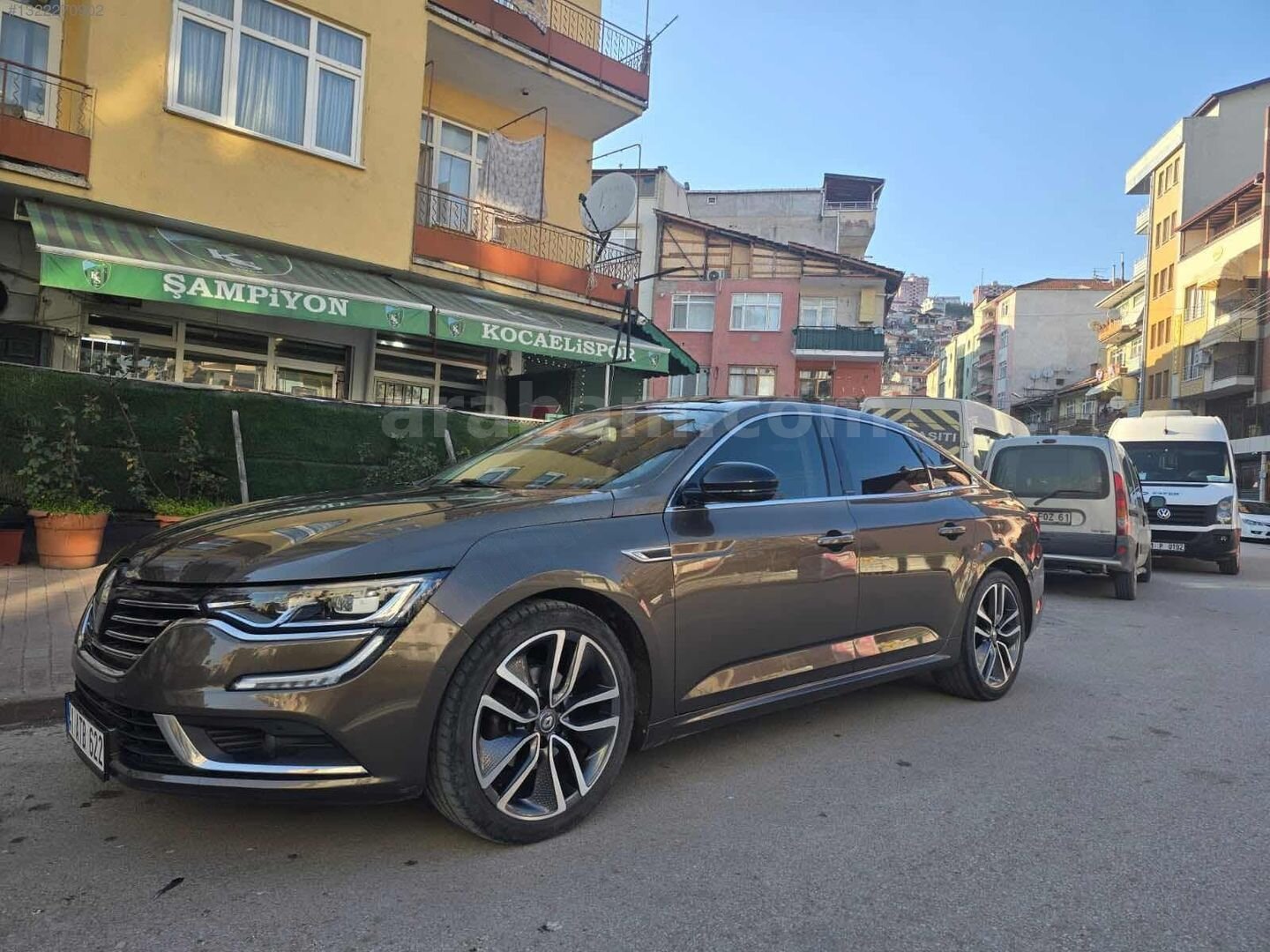 Galeriden Renault Talisman 1.6 dCi Icon 2016 Model Kocaeli 150.000 km Bej 4