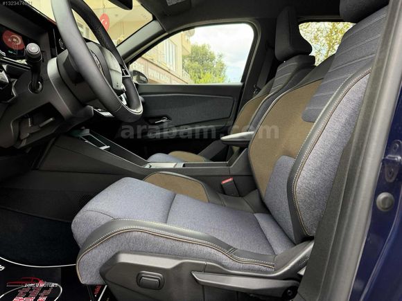 2025 RENAULT R5 E-Tech EV52 Techno/ÇİFT RENK/HATASIZ 6900 KM DE