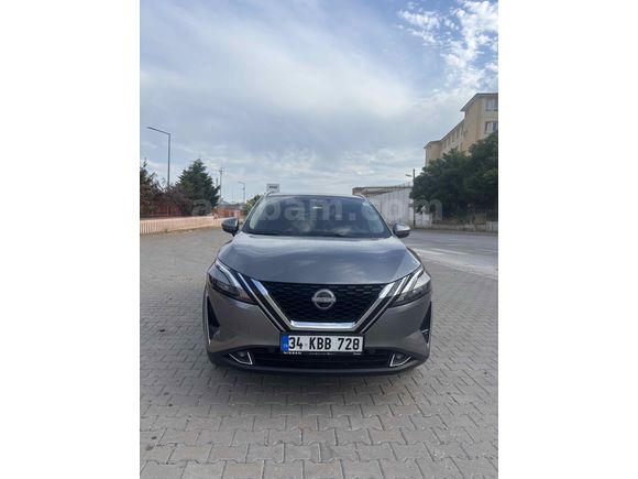 Sahibinden Nissan Qashqai 1.3 DIG-T Sky Pack 2023 Model 