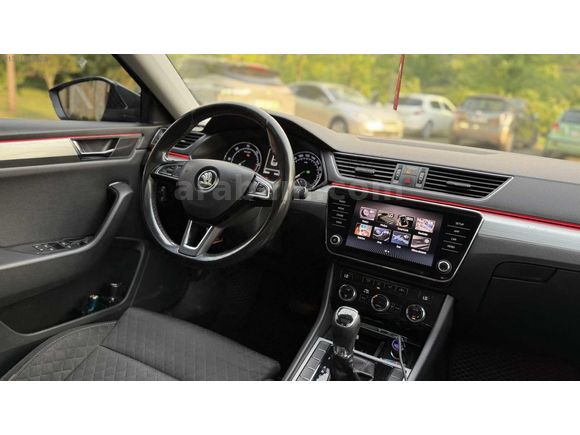 2019 SUBERB 1.6 TDİ ELİT CAM TAVAN