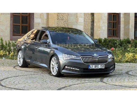 2019 SUBERB 1.6 TDİ ELİT CAM TAVAN