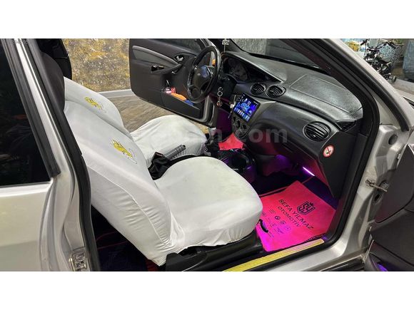 SEFA YILMAZ'DAN 2001 FOCUS 1 SPORT TREND