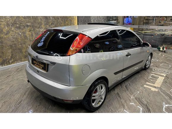 SEFA YILMAZ'DAN 2001 FOCUS 1 SPORT TREND