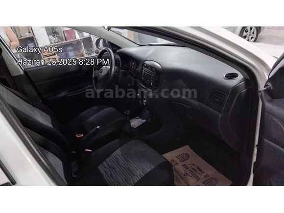 Sahibinden Hyundai Accent Era 1.4 Eco 2011 Model