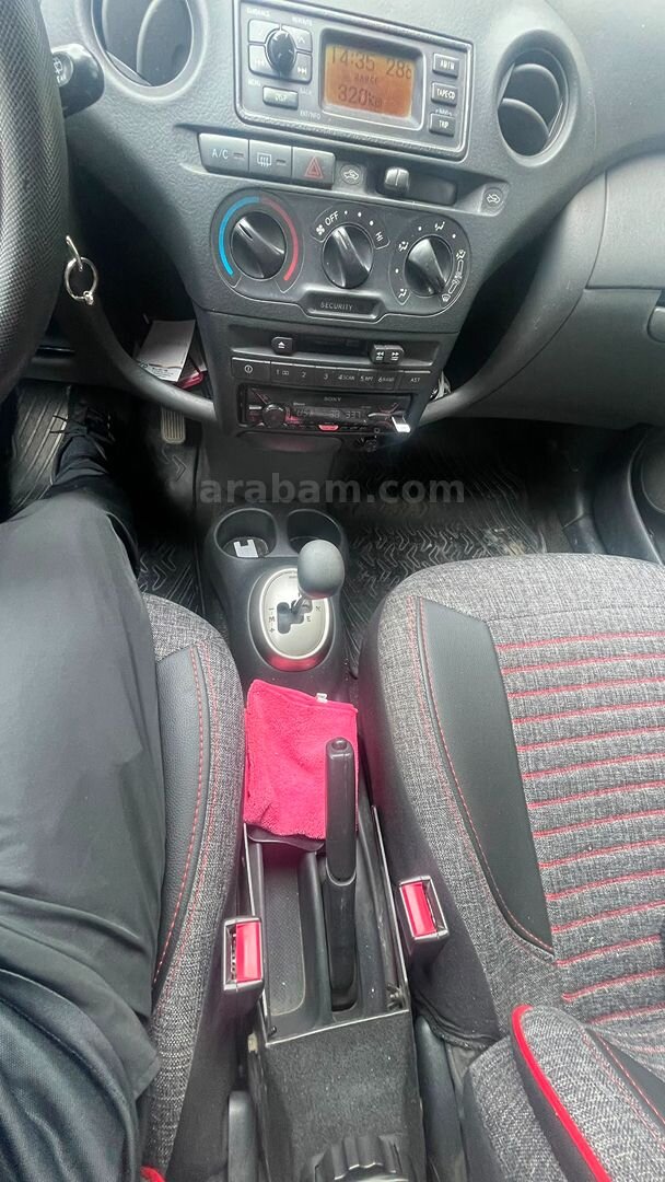 Galeriden Toyota Yaris 1.0 Terra 2004 Model Samsun 224.000 km Gri 6