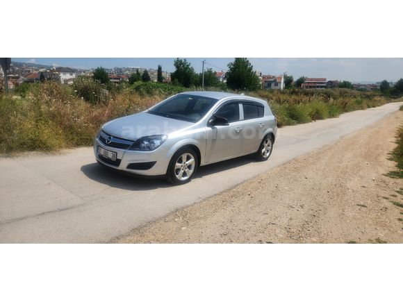 Galeriden Opel Astra 1.6 Enjoy 2012 Model Bursa