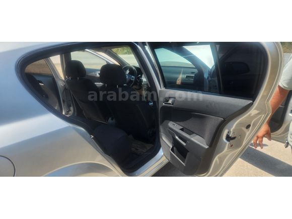 Galeriden Opel Astra 1.6 Enjoy 2012 Model Bursa