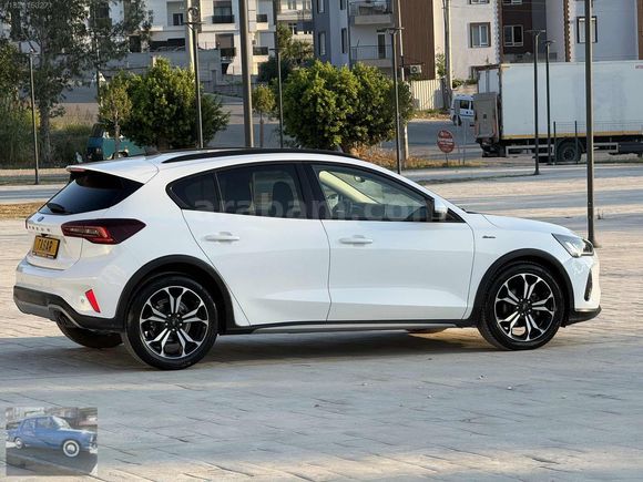TAŞAR OTOMOTİV DEN 2023 FORD FOCUS ACTIVE X OTOMATİK