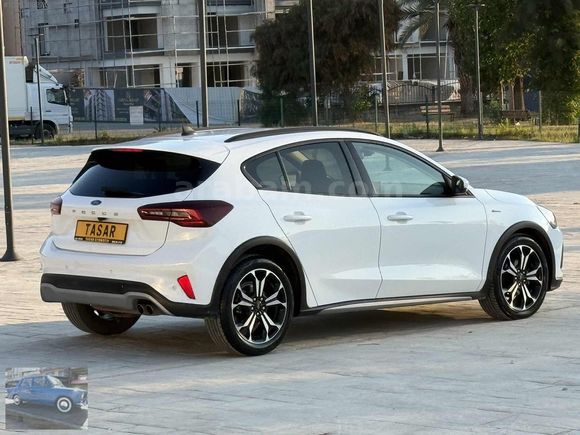 TAŞAR OTOMOTİV DEN 2023 FORD FOCUS ACTIVE X OTOMATİK