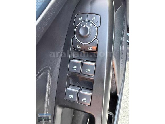 DURMAZ AUTO'DAN 2023 MODEL FORD FOCUS ACTİVE X HATASIZ BYSZ