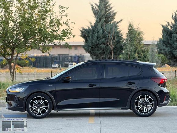 DURMAZ AUTO'DAN 2023 MODEL FORD FOCUS ACTİVE X HATASIZ BYSZ