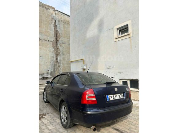 Sahibinden Skoda Octavia 1.6 FSI Elegance 2005 Model 