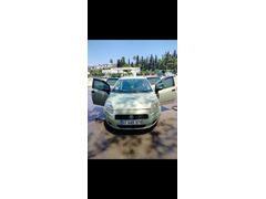 Sahibinden Fiat Punto Grande 1.3 Multijet Dynamic 2006 Model  241.000 km Yeşil (metalik)