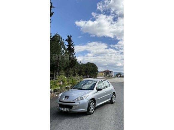 Sahibinden H-A-T-A-S-İ-Z Peugeot 206+ 1.4 Comfort 2010 Model