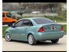 Sahibinden Ford Focus 1.6 Ghia 2000 Model