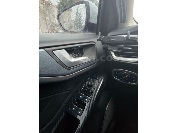 Sahibinden Ford Focus 1.0 EcoBoost Active X 2023 Model