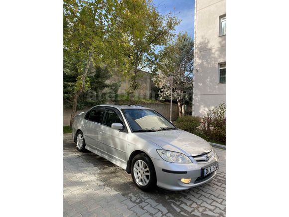 Sahibinden Honda Civic 1.6i VTEC ES 2004 Model 