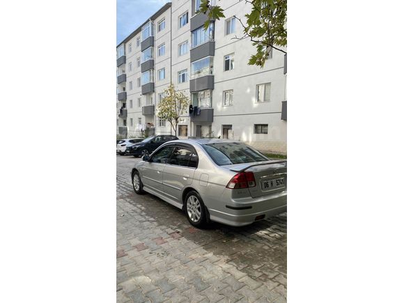 Sahibinden Honda Civic 1.6i VTEC ES 2004 Model 