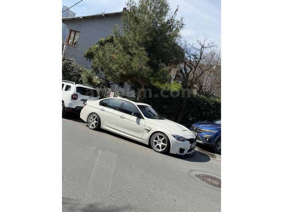 Sahibinden BMW 3 Serisi 316i M Sport 2015 Model  170.000 km Beyaz