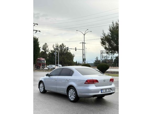 195***km’de OTOMATİK PASSAT