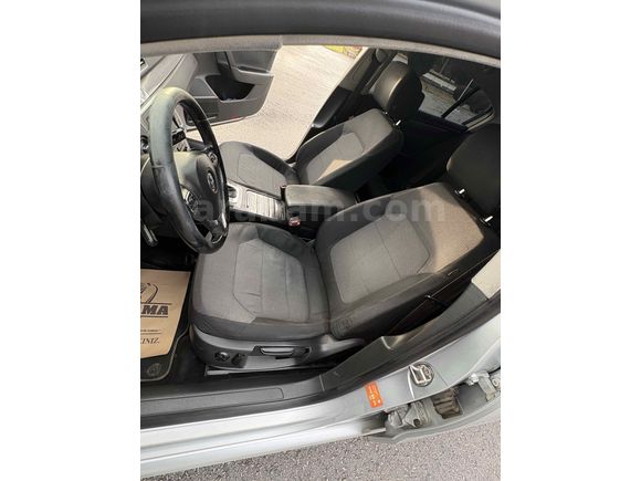 195***km’de OTOMATİK PASSAT